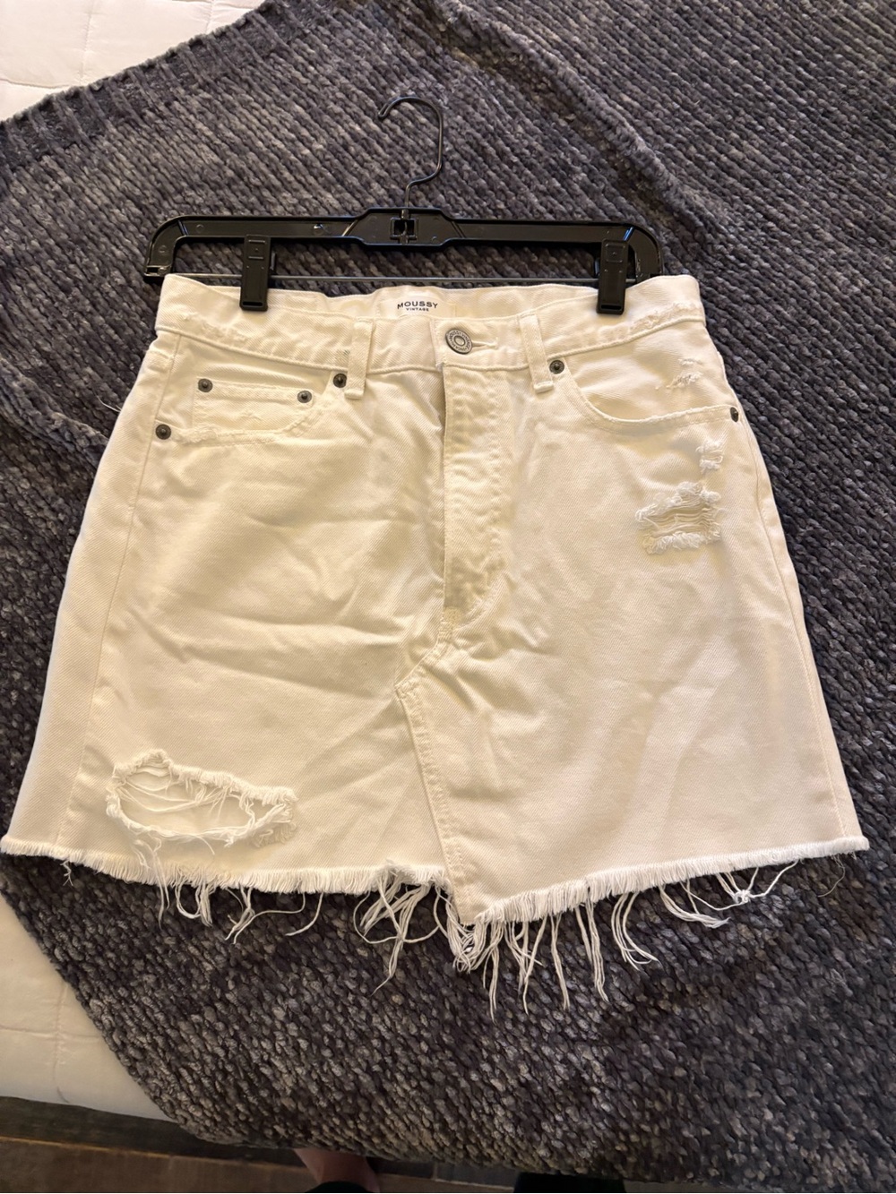 MOUSSY White Distressed Denim Mini Skirt